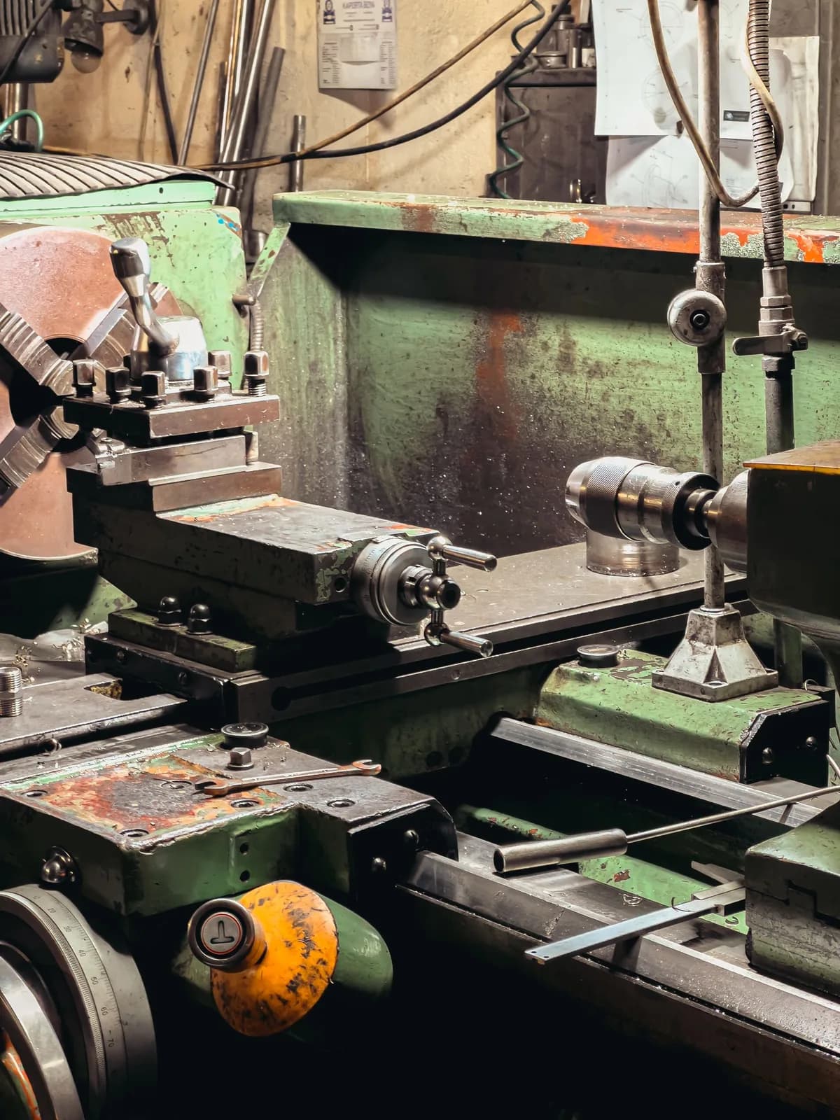 Real steel lathe workshop used to illustrate CNC turning process planning